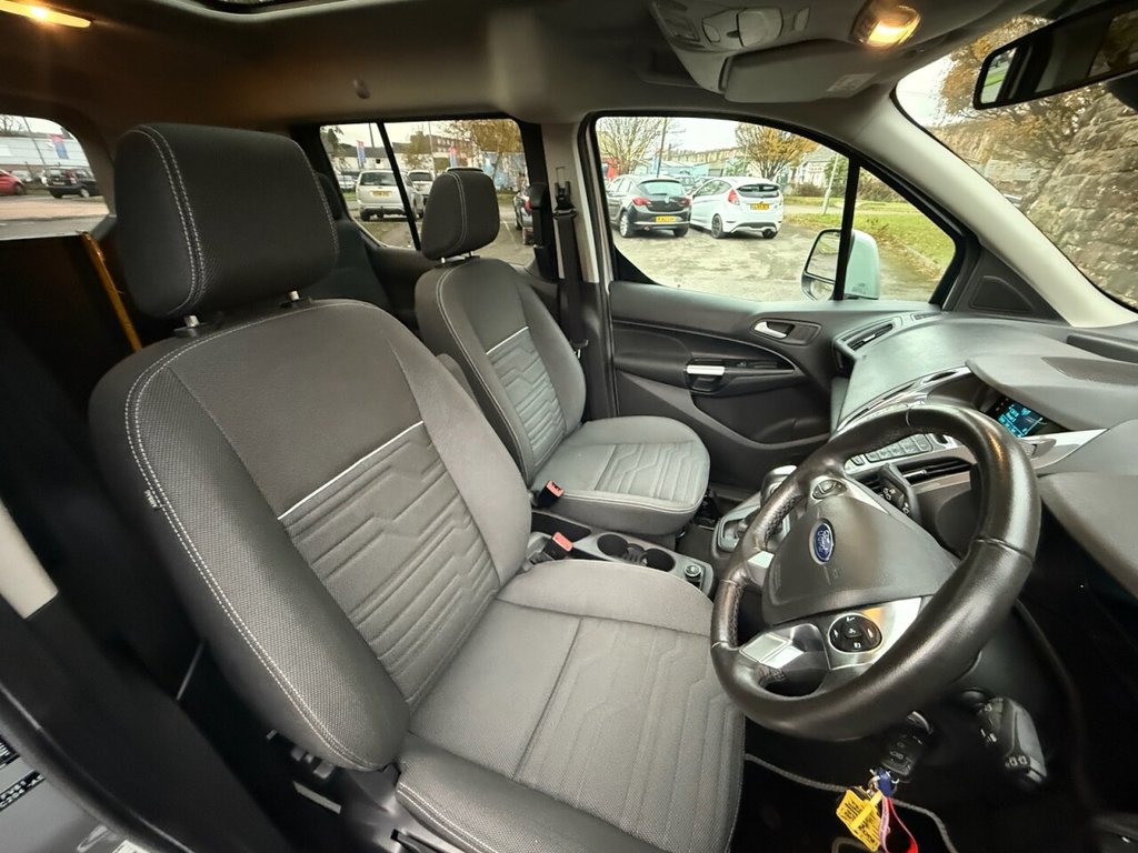 Used Ford Grand Tourneo Connect 2018 for sale - 77121478: Photo 17