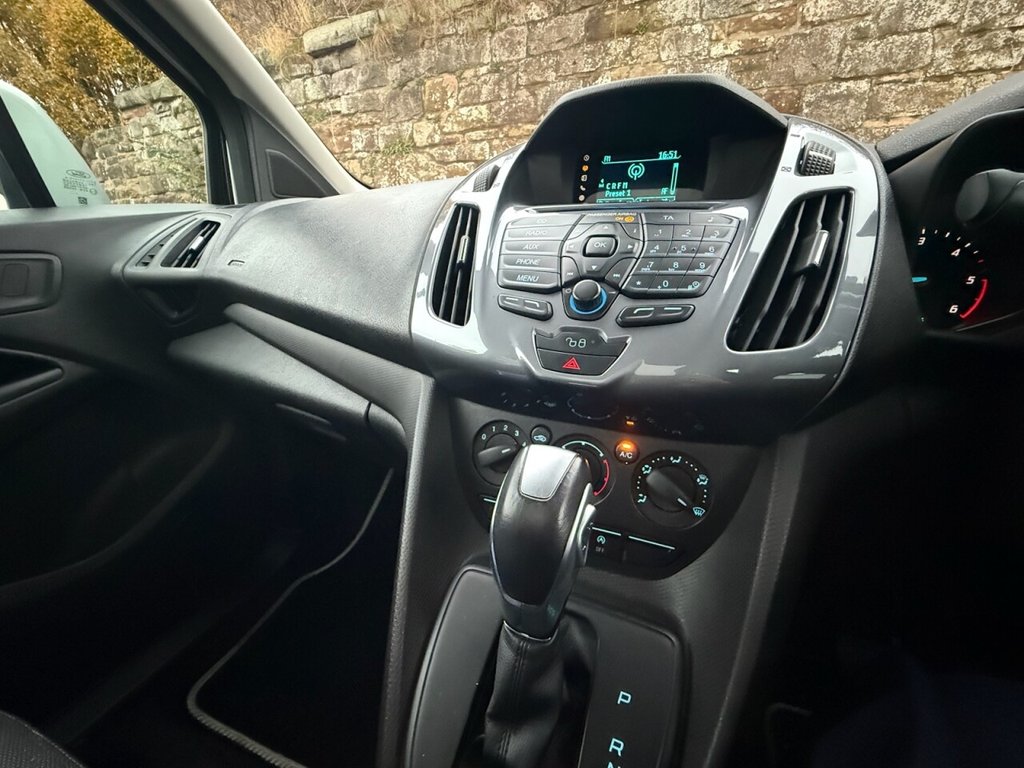 Used Ford Grand Tourneo Connect 2018 for sale - 77121478: Photo 25