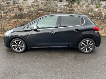 Used Peugeot 208 2019 for sale - 78930388: Photo