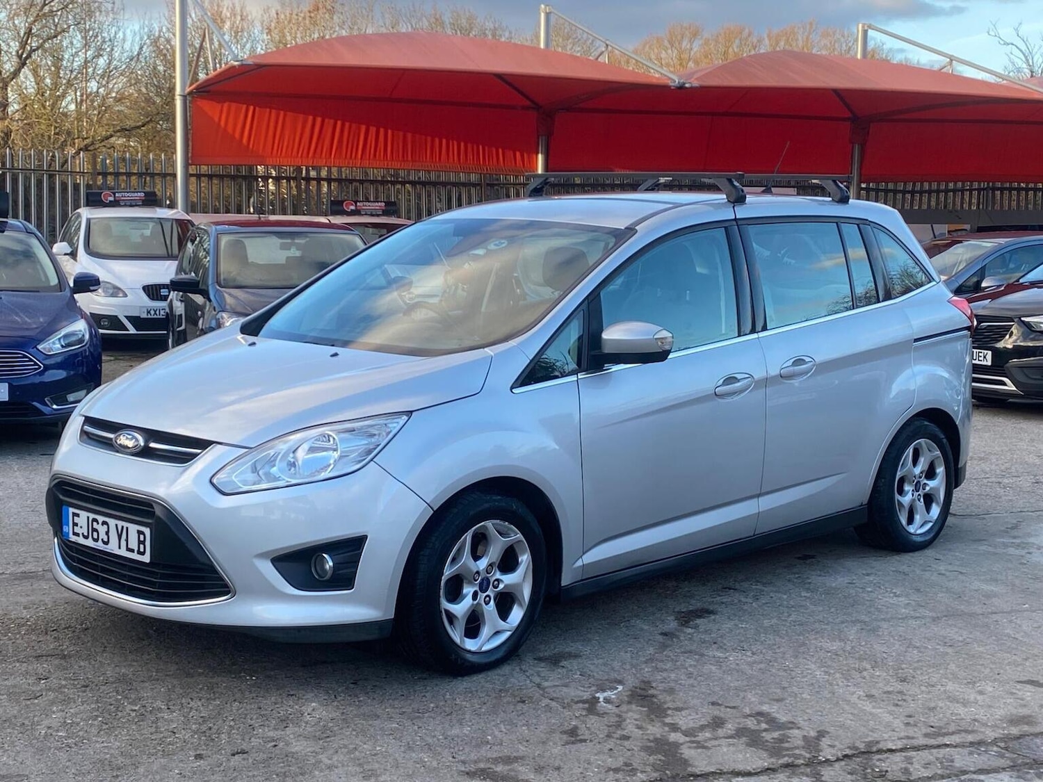 Used Ford Grand C-Max 2013 for sale - 77080813: Photo 21