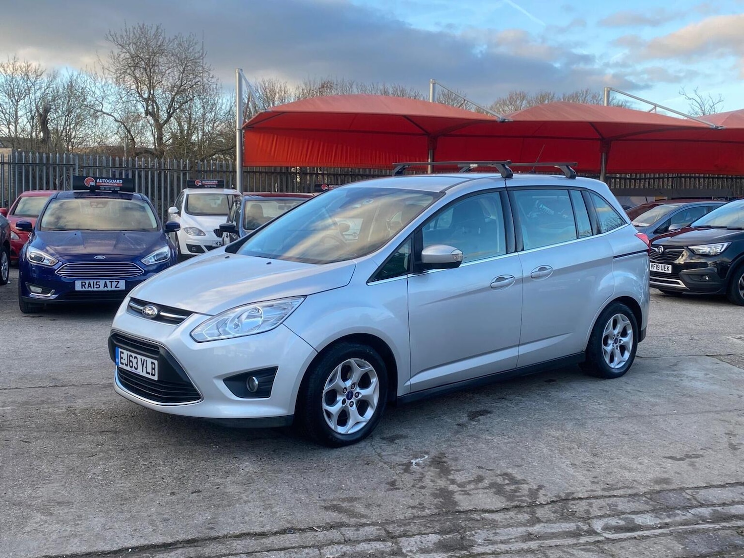 Used Ford Grand C-Max 2013 for sale - 77080813: Photo 26