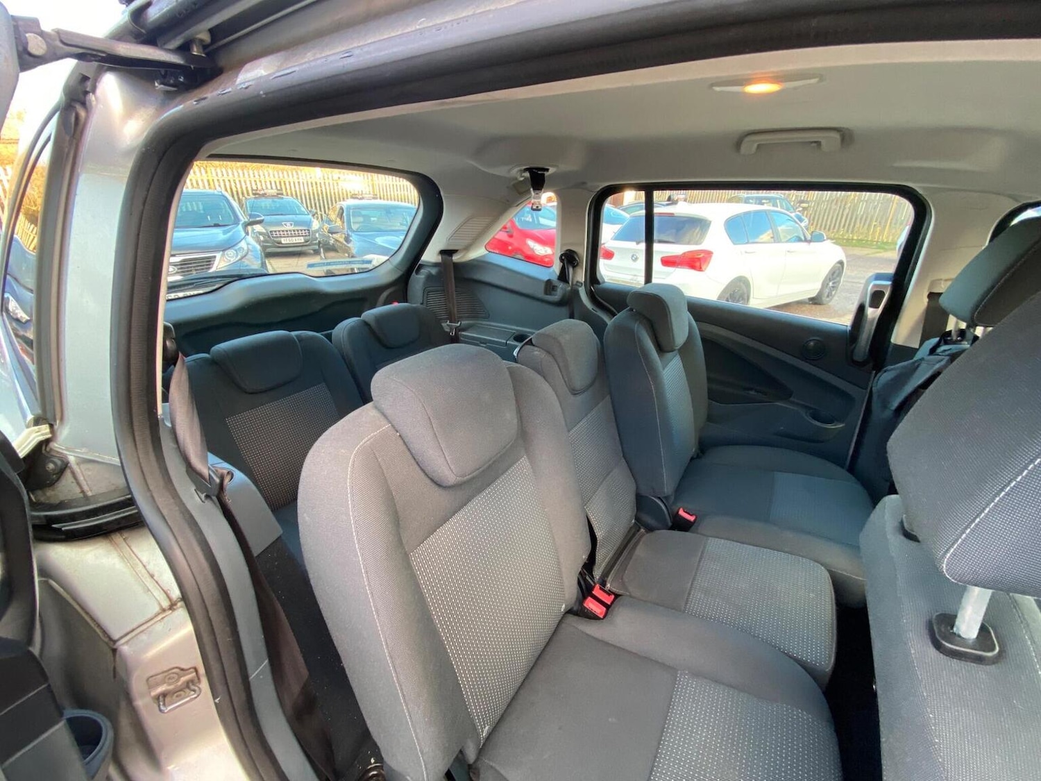 Used Ford Grand C-Max 2013 for sale - 77080813: Photo 27