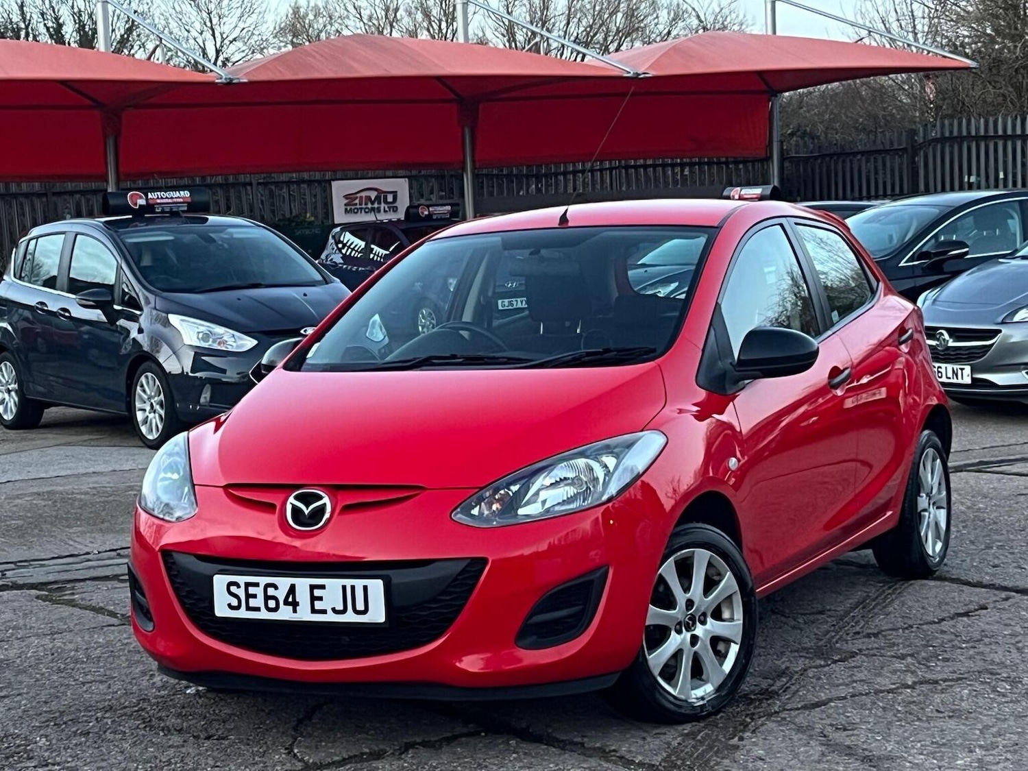 Used Mazda Mazda2 2015 for sale - 76896997: Photo 1