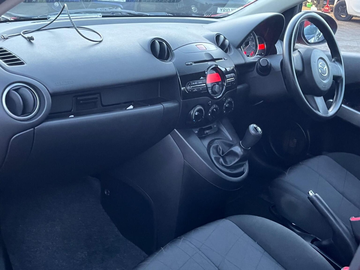 Used Mazda Mazda2 2015 for sale - 76896997: Photo 37