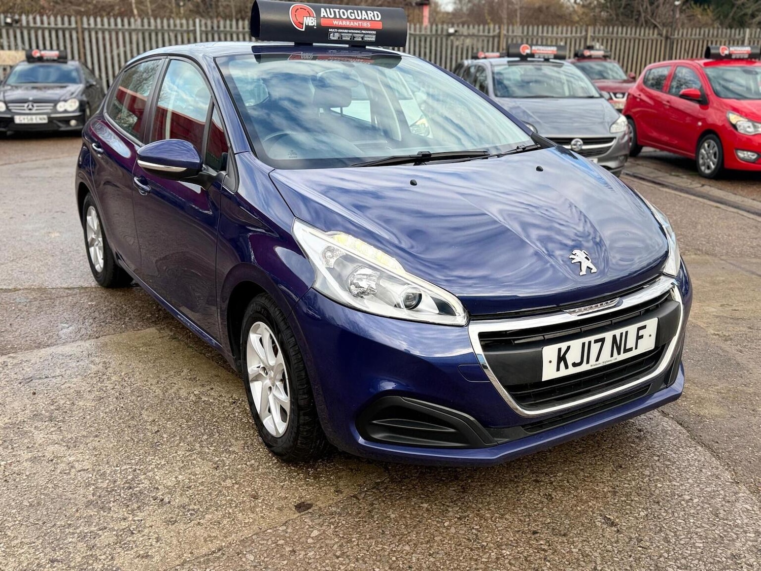Used Peugeot 208 2017 for sale - 76605629: Photo 11
