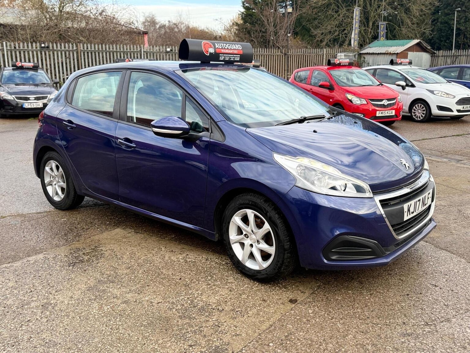 Used Peugeot 208 2017 for sale - 76605629: Photo 14