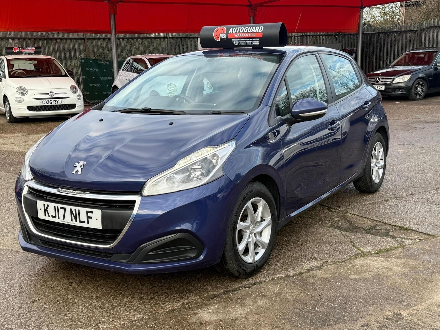 Used Peugeot 208 2017 for sale - 76605629: Photo 22