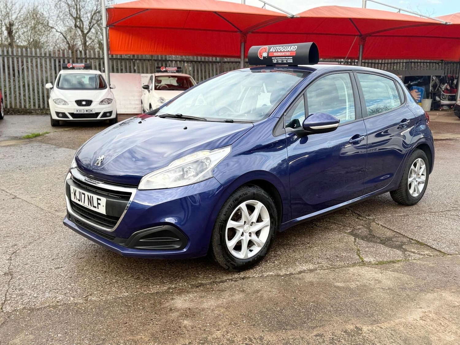 Used Peugeot 208 2017 for sale - 76605629: Photo 24