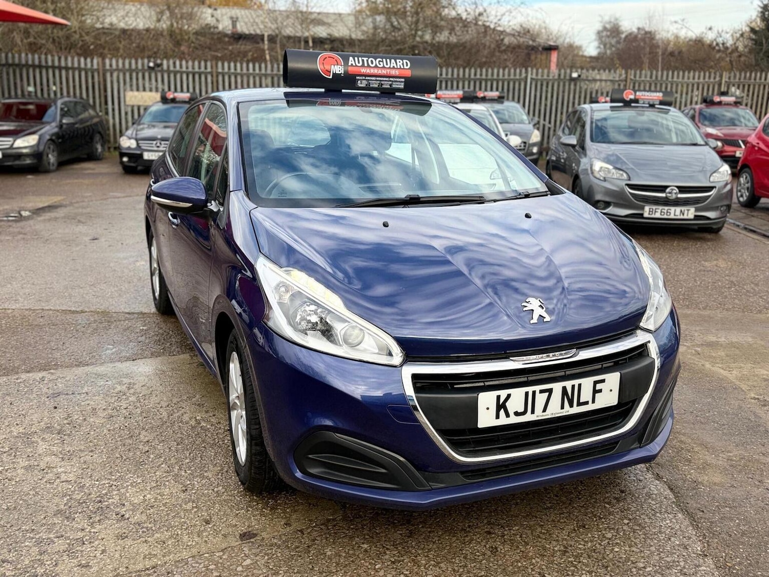Used Peugeot 208 2017 for sale - 76605629: Photo 9