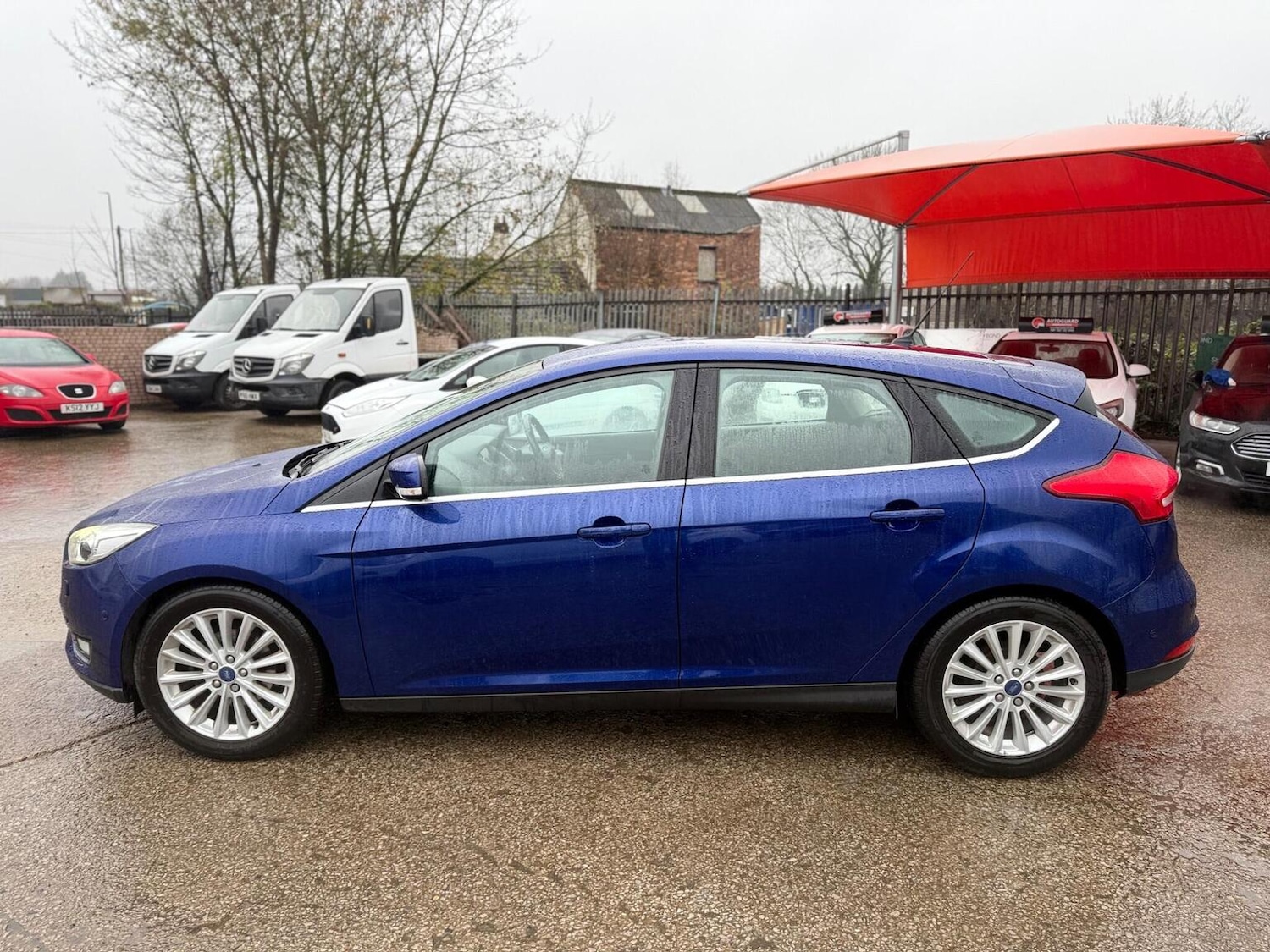 Used Ford Focus 2015 for sale - 76649841: Photo 7
