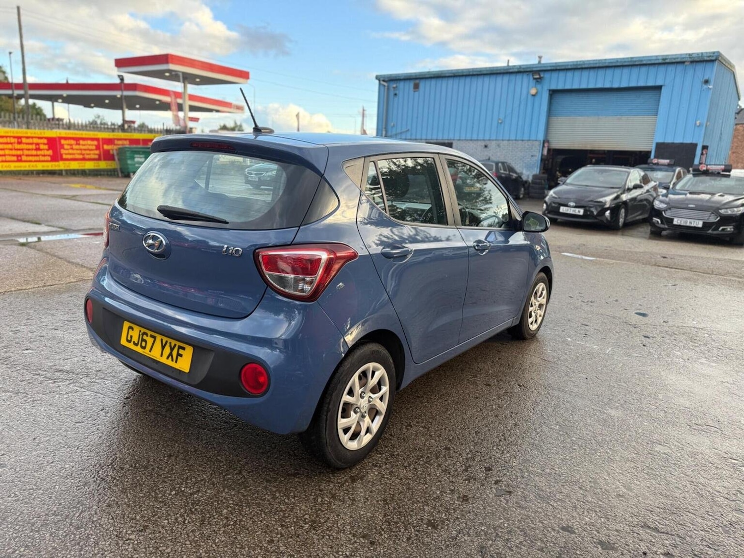 Used Hyundai i10 2017 for sale - 76793873: Photo 11