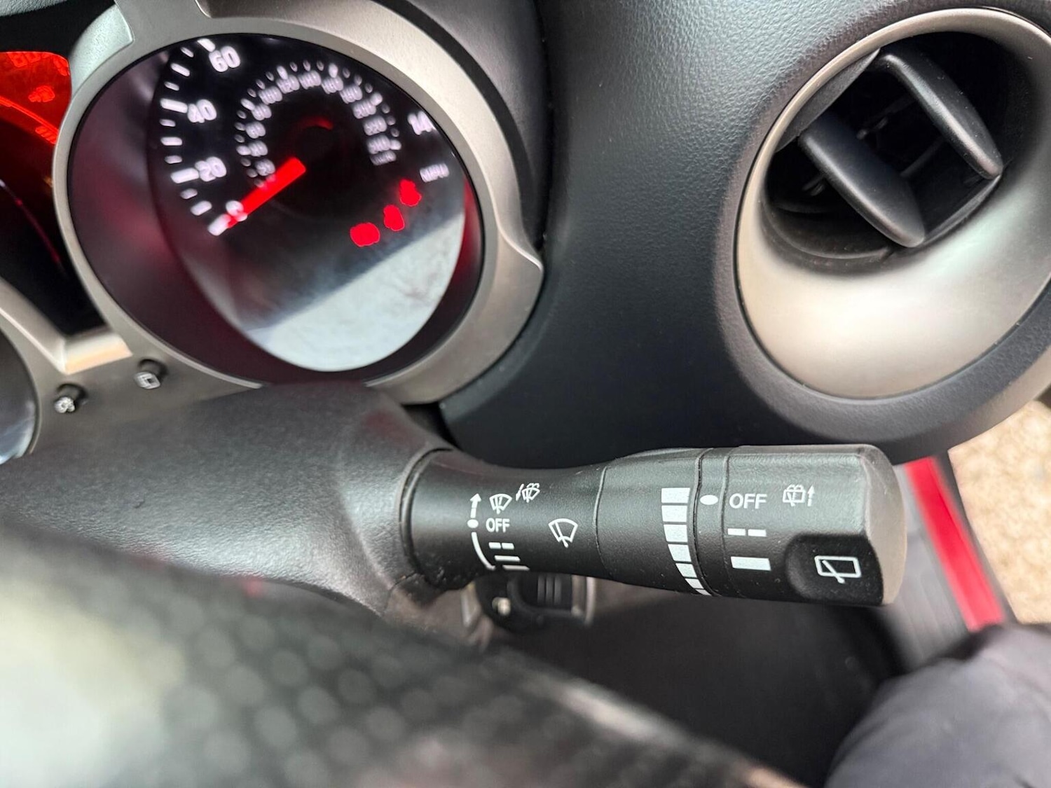 Used Nissan Juke 2012 for sale - 76605907: Photo 26