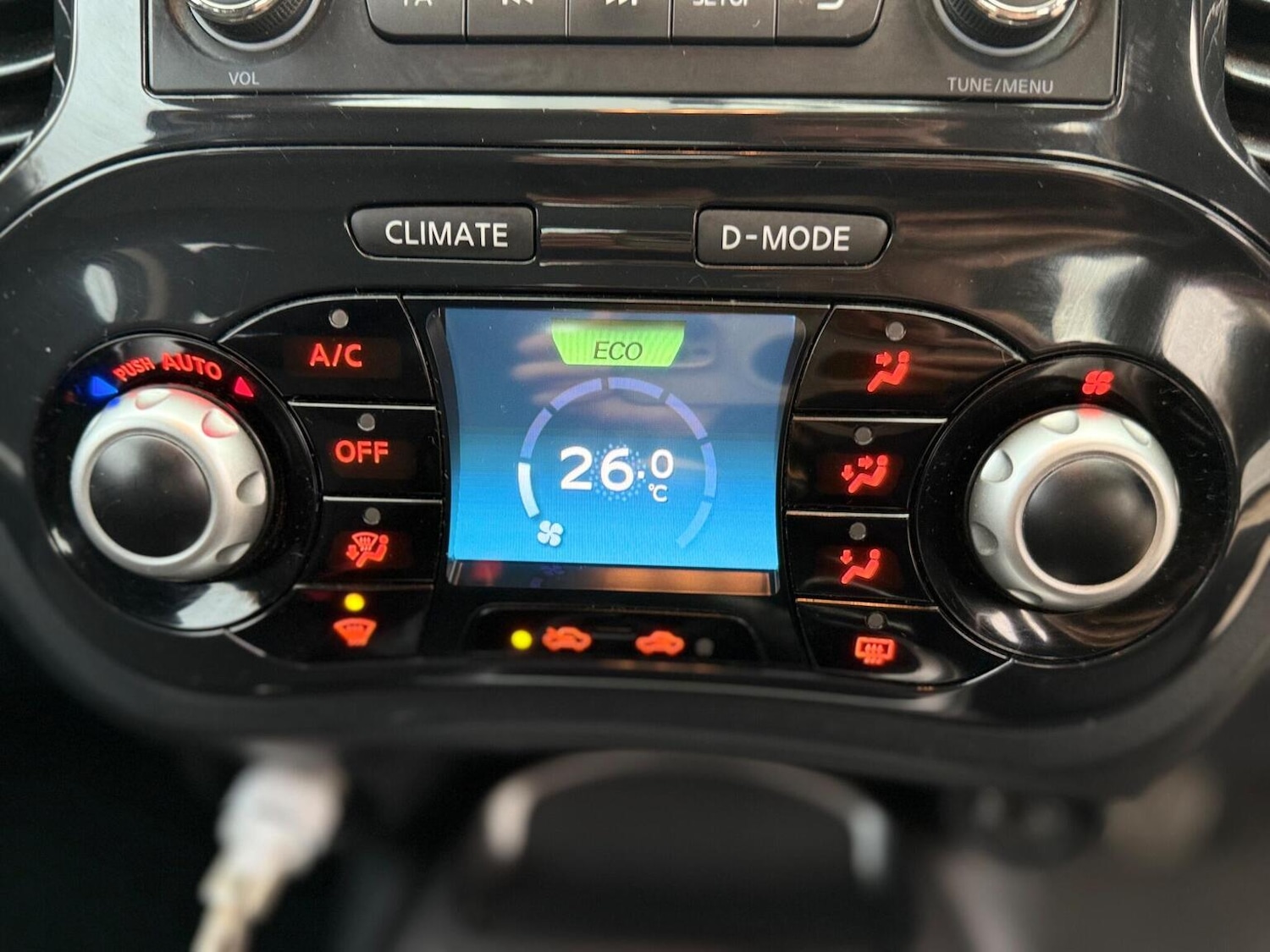 Used Nissan Juke 2012 for sale - 76605907: Photo 36