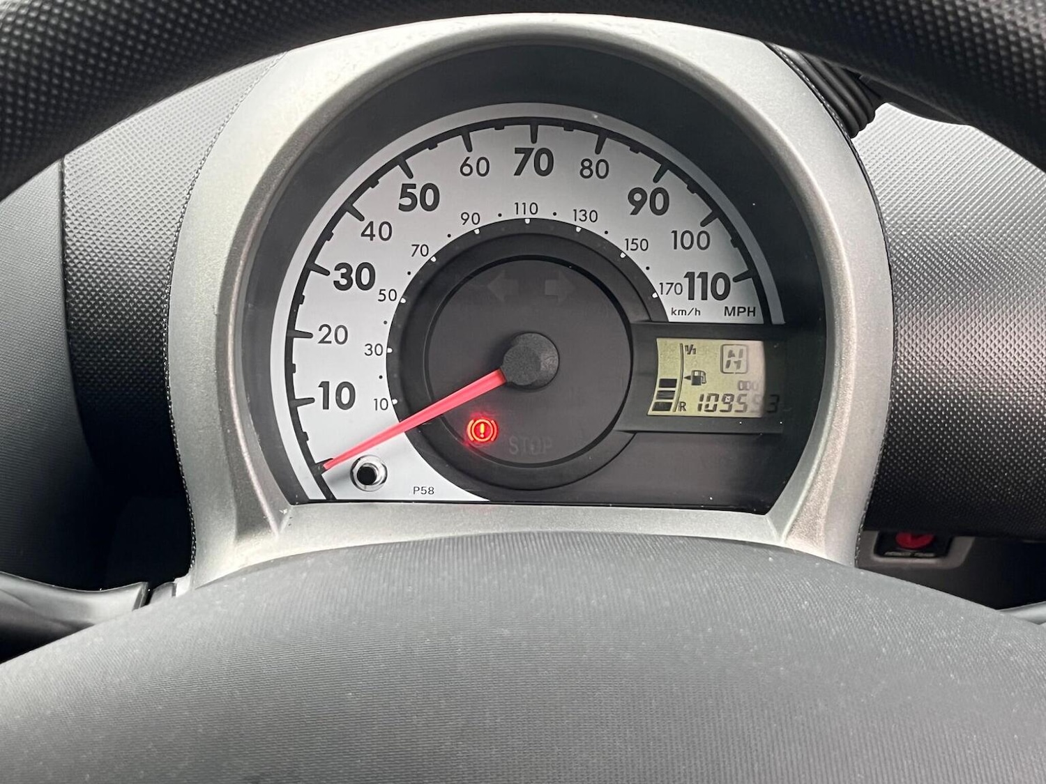 Used Peugeot 107 2010 for sale - 76756986: Photo 14