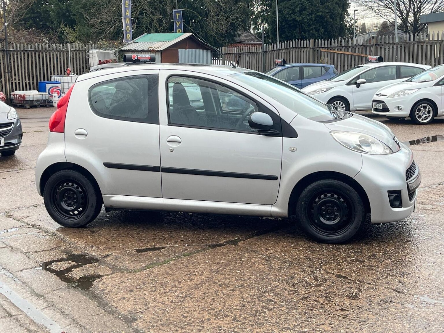 Used Peugeot 107 2010 for sale - 76756986: Photo 9