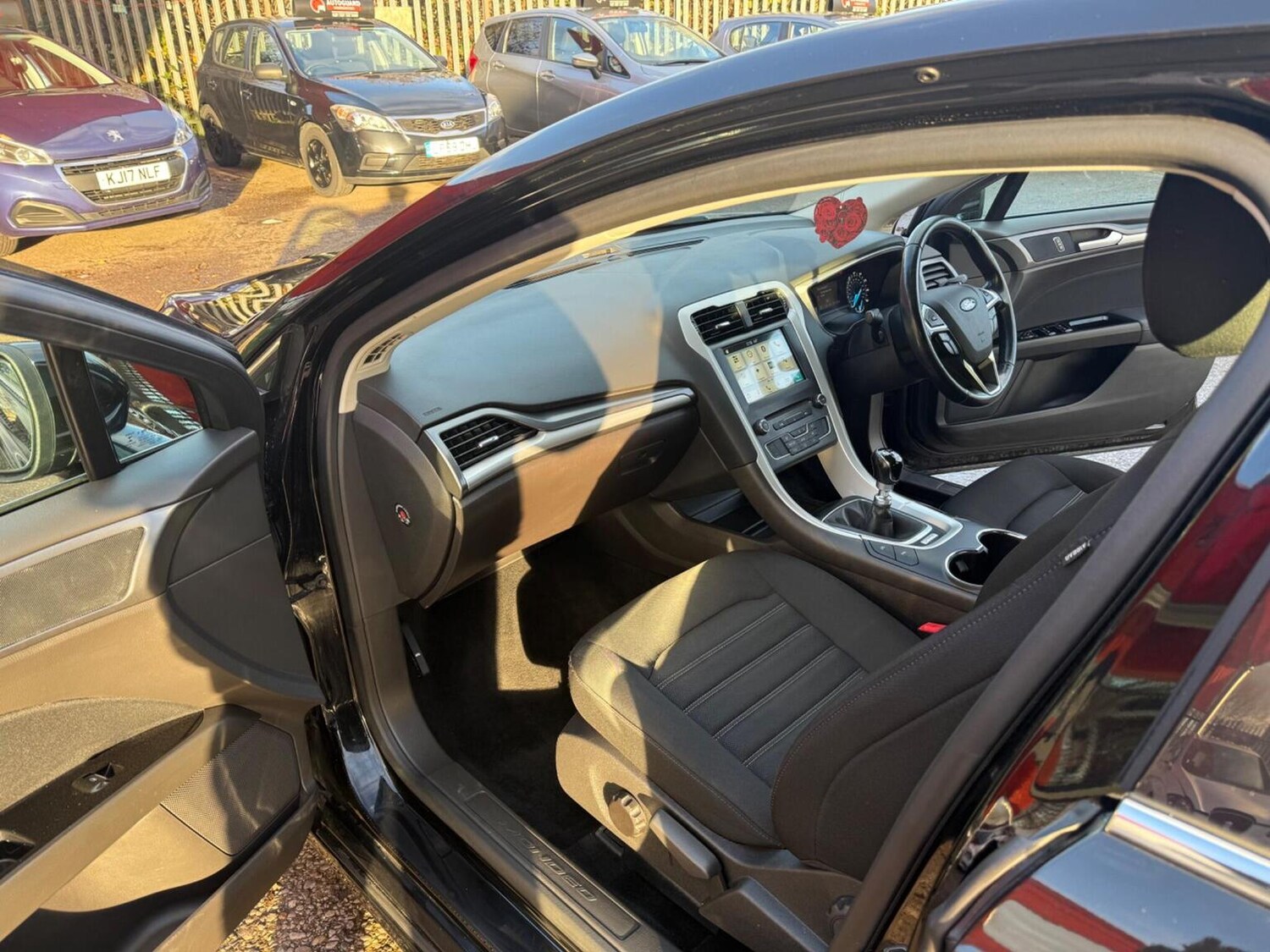 Used Ford Mondeo 2018 for sale - 76605900: Photo 29