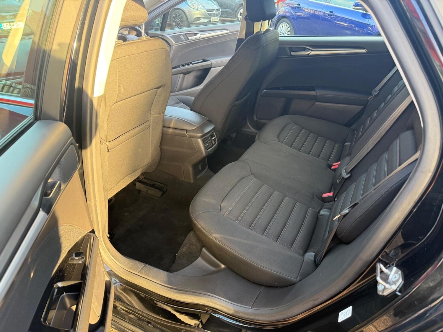 Used Ford Mondeo 2018 for sale - 76605900: Photo 30