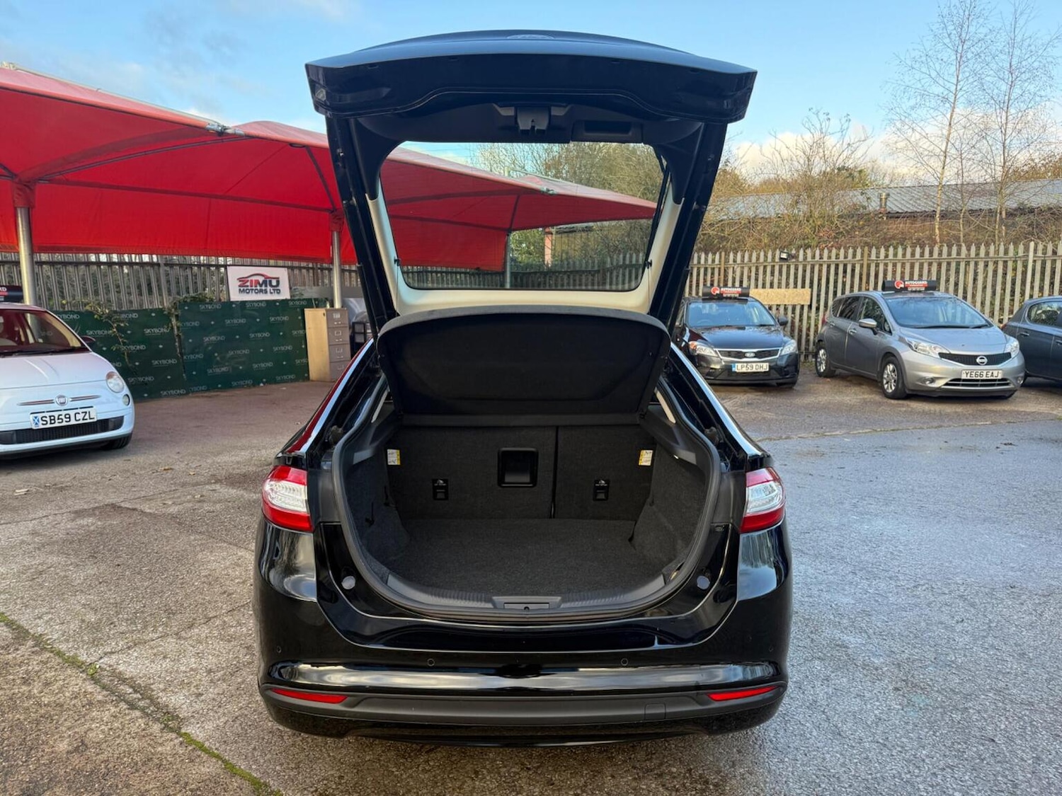 Used Ford Mondeo 2018 for sale - 76605900: Photo 32