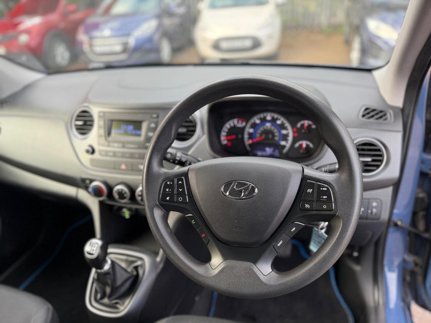 Used Hyundai i10 2017 for sale - 76605784: Photo 27