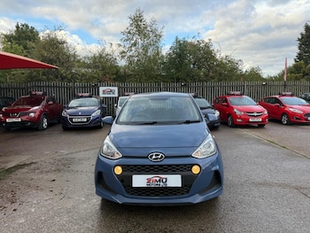 Used Hyundai i10 2017 for sale - 76605784: Photo