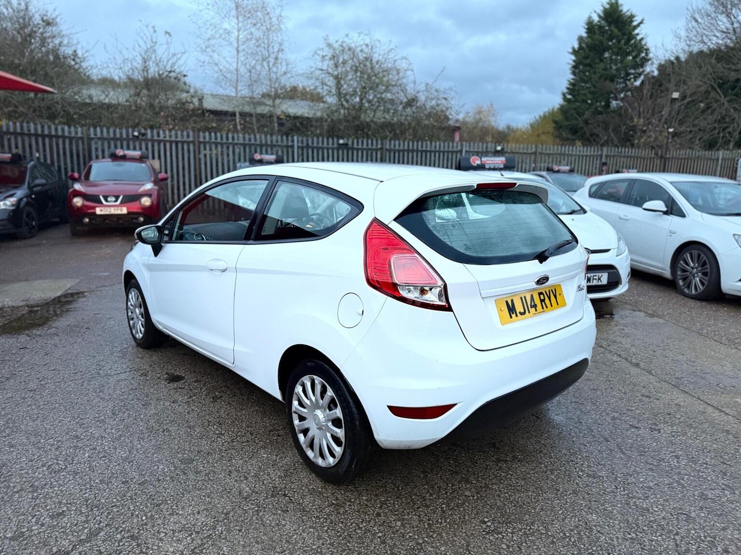 Used Ford Fiesta 2014 for sale - 76605960: Photo 10