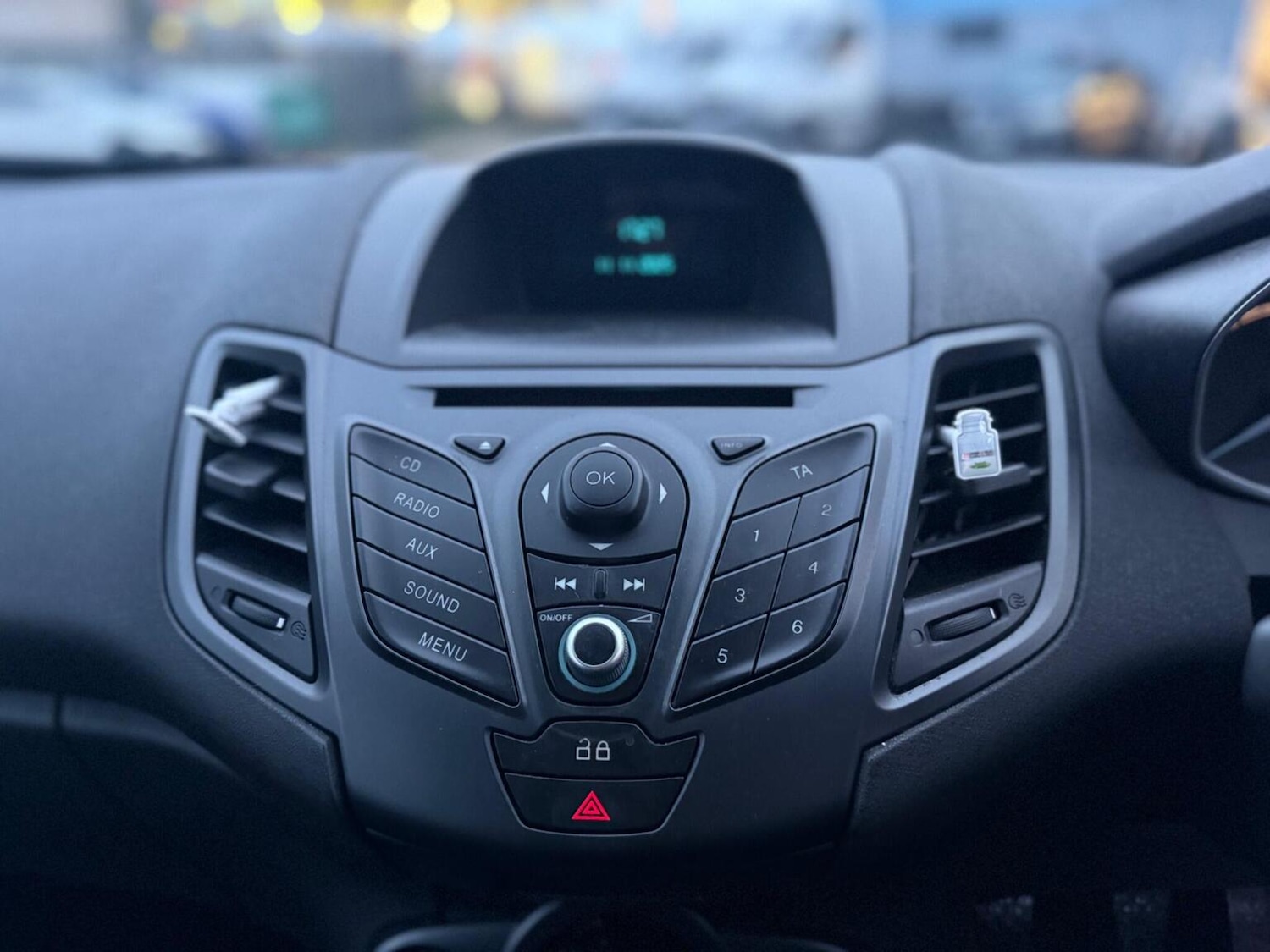 Used Ford Fiesta 2014 for sale - 76605960: Photo 16