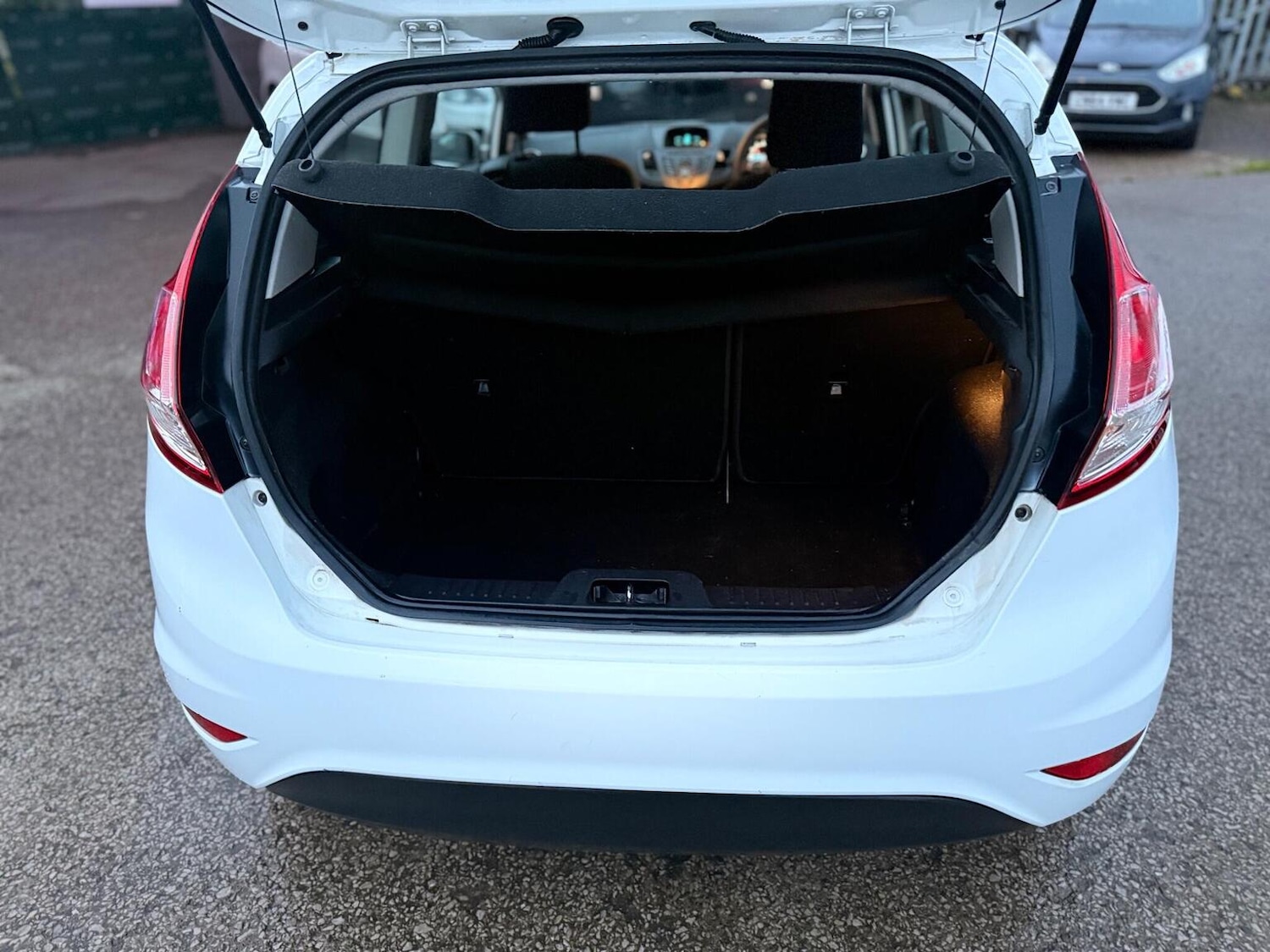 Used Ford Fiesta 2014 for sale - 76605960: Photo 22