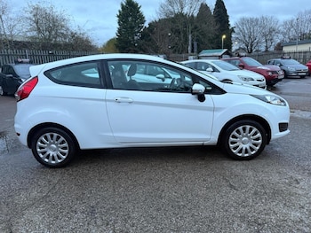 Used Ford Fiesta 2014 for sale - 76605960: Photo