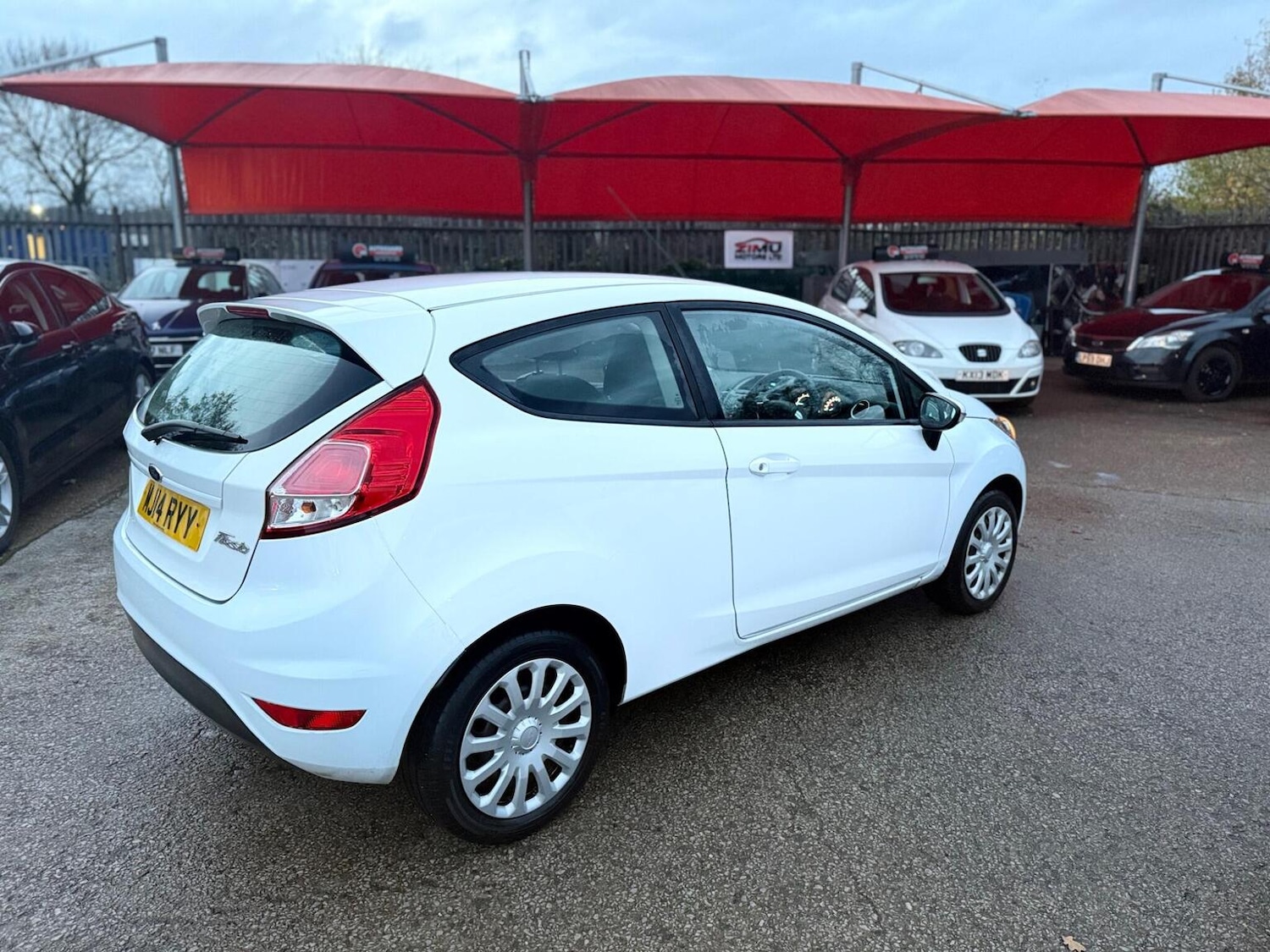 Used Ford Fiesta 2014 for sale - 76605960: Photo 6