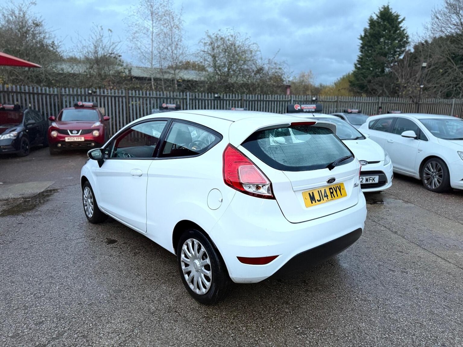 Used Ford Fiesta 2014 for sale - 76605960: Photo 8