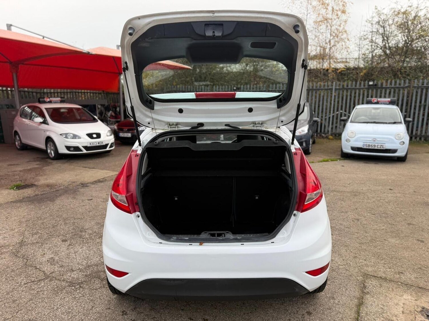 Used Ford Fiesta 2012 for sale - 76605743: Photo 13