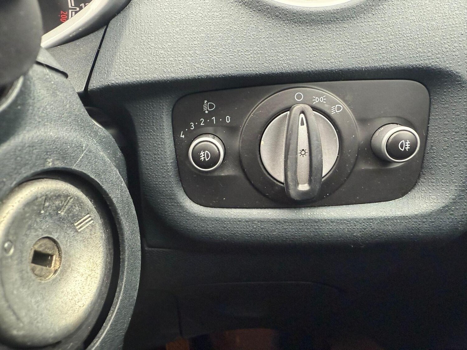 Used Ford Fiesta 2012 for sale - 76605743: Photo 17