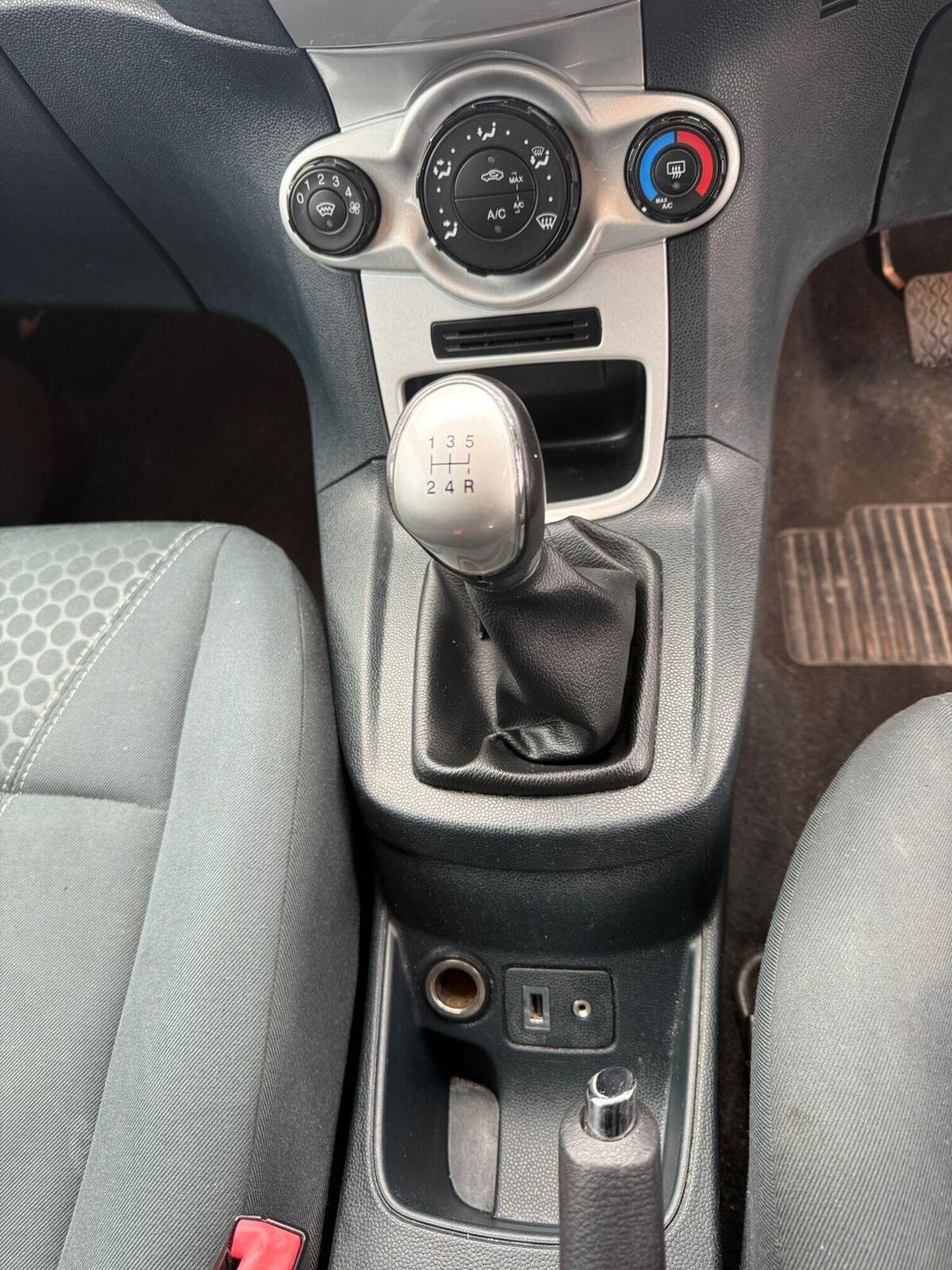 Used Ford Fiesta 2012 for sale - 76605743: Photo 33