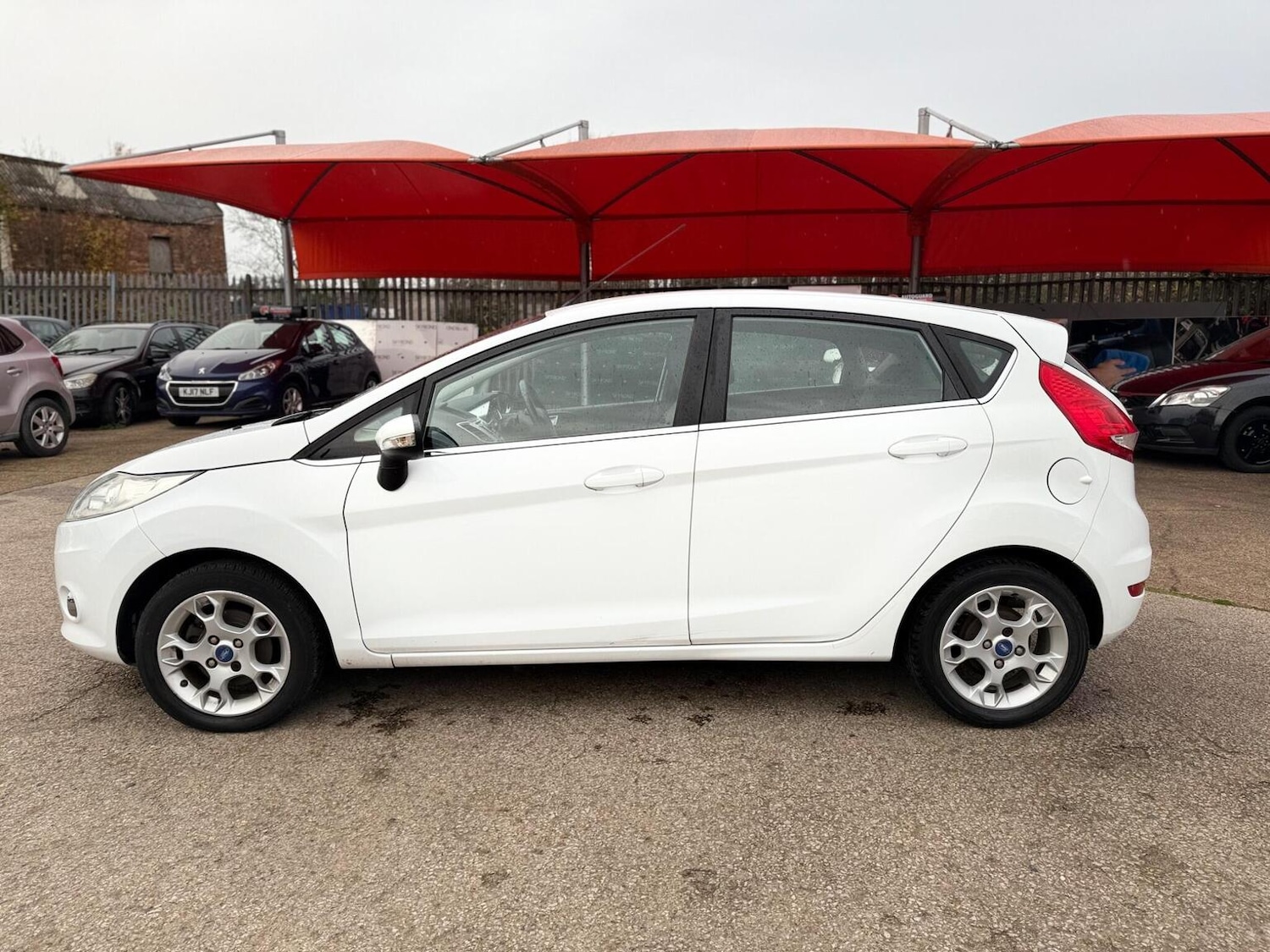 Used Ford Fiesta 2012 for sale - 76605743: Photo 5