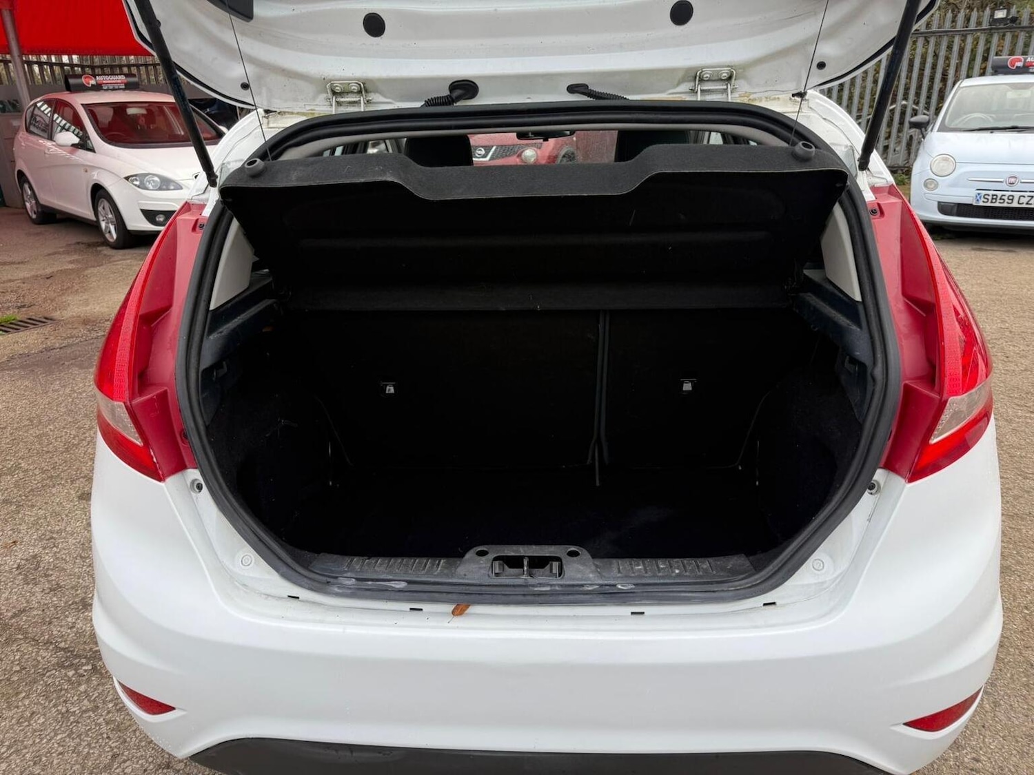 Used Ford Fiesta 2012 for sale - 76605743: Photo 53