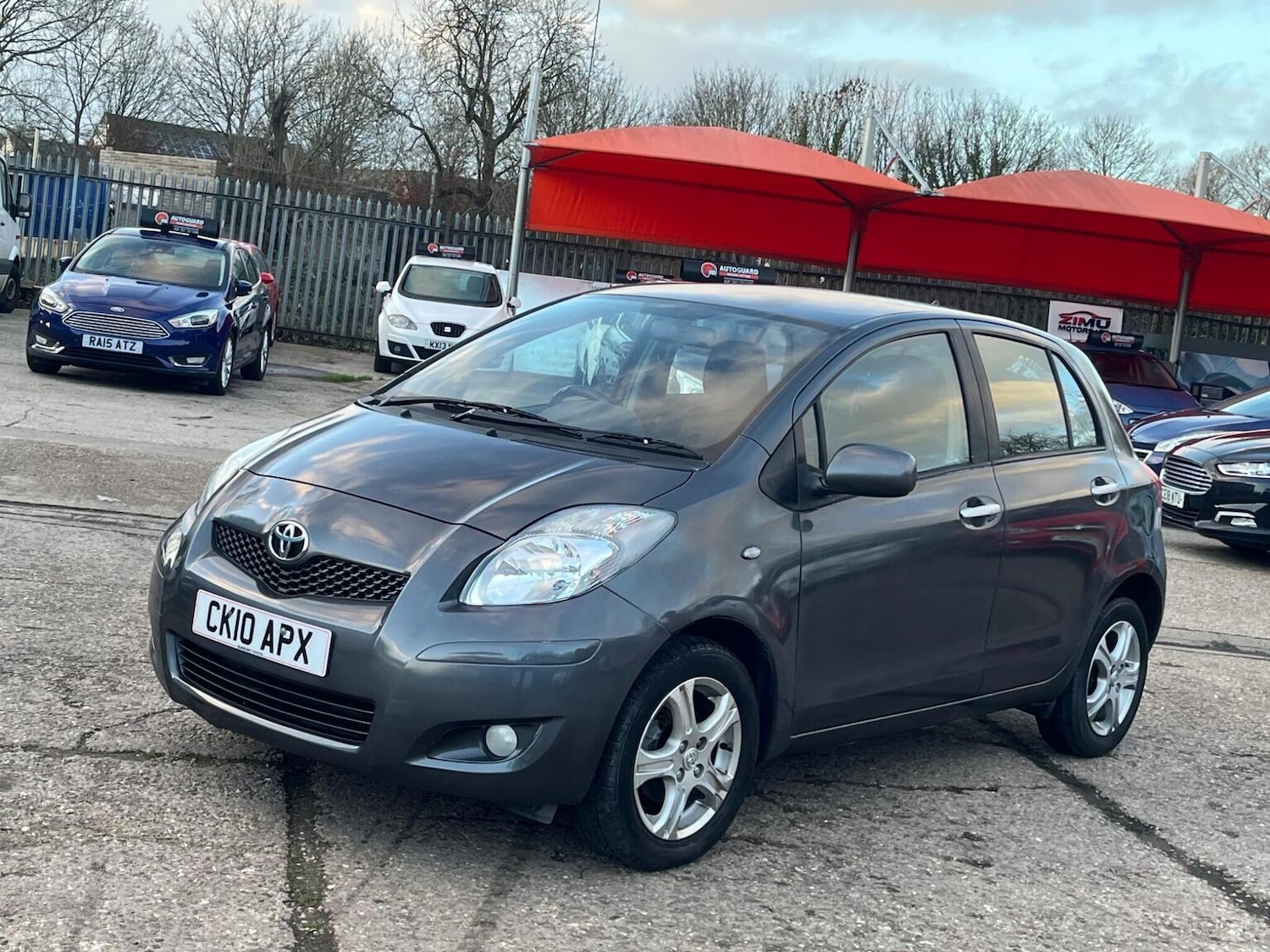 Used Toyota Yaris 2010 for sale - 76897013: Photo 25