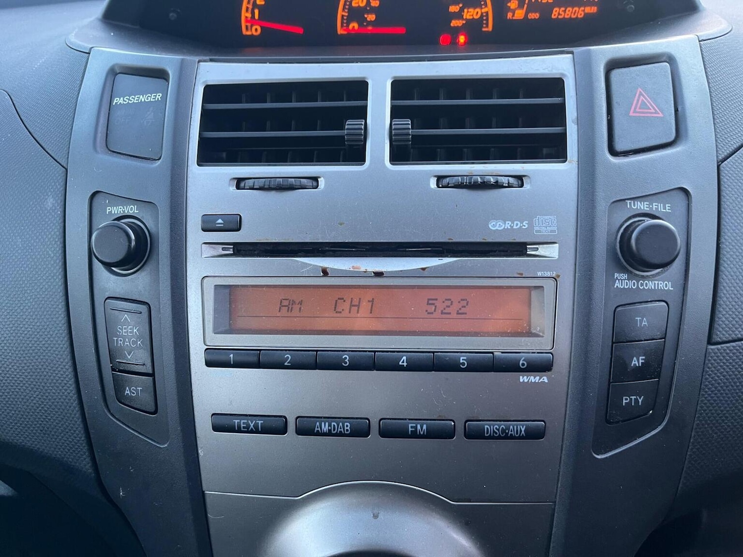 Used Toyota Yaris 2010 for sale - 76897013: Photo 41