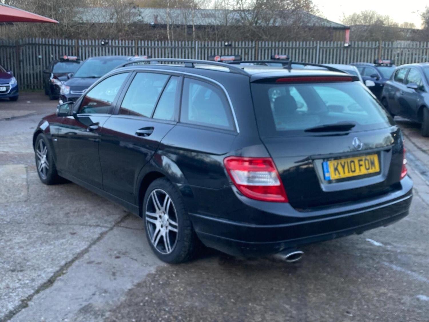 Used Mercedes-Benz C Class 2010 for sale - 76758847: Photo 16