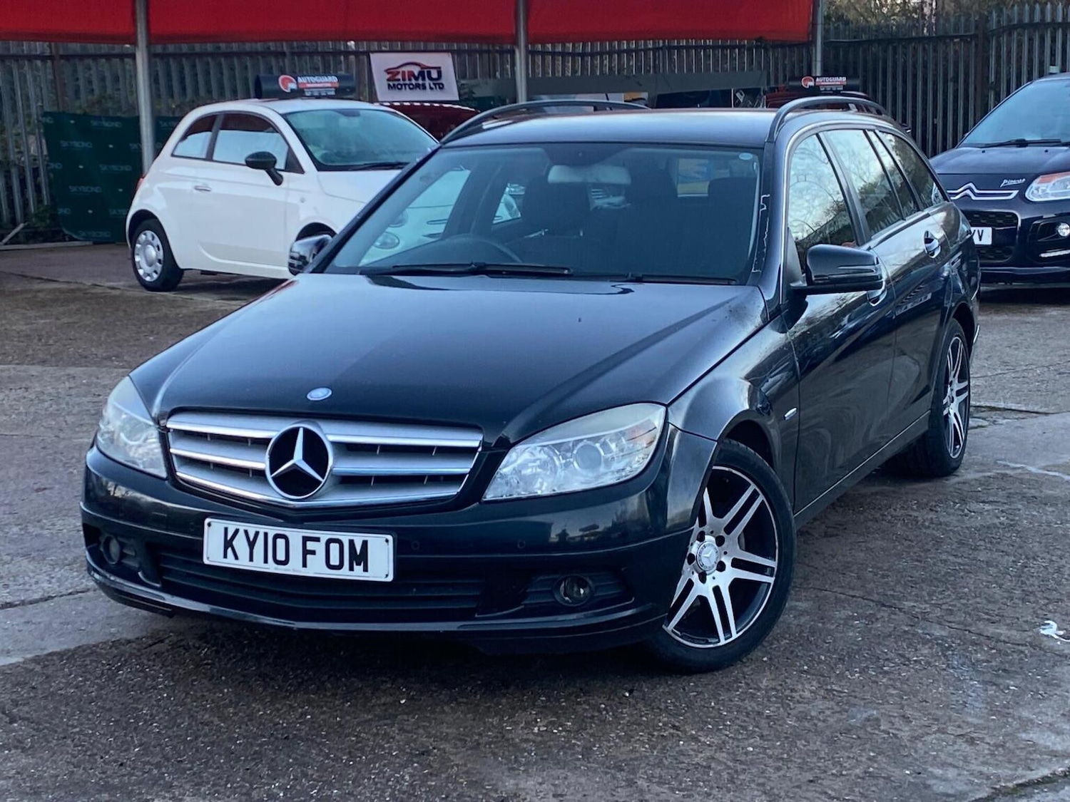 Used Mercedes-Benz C Class 2010 for sale - 76758847: Photo 2