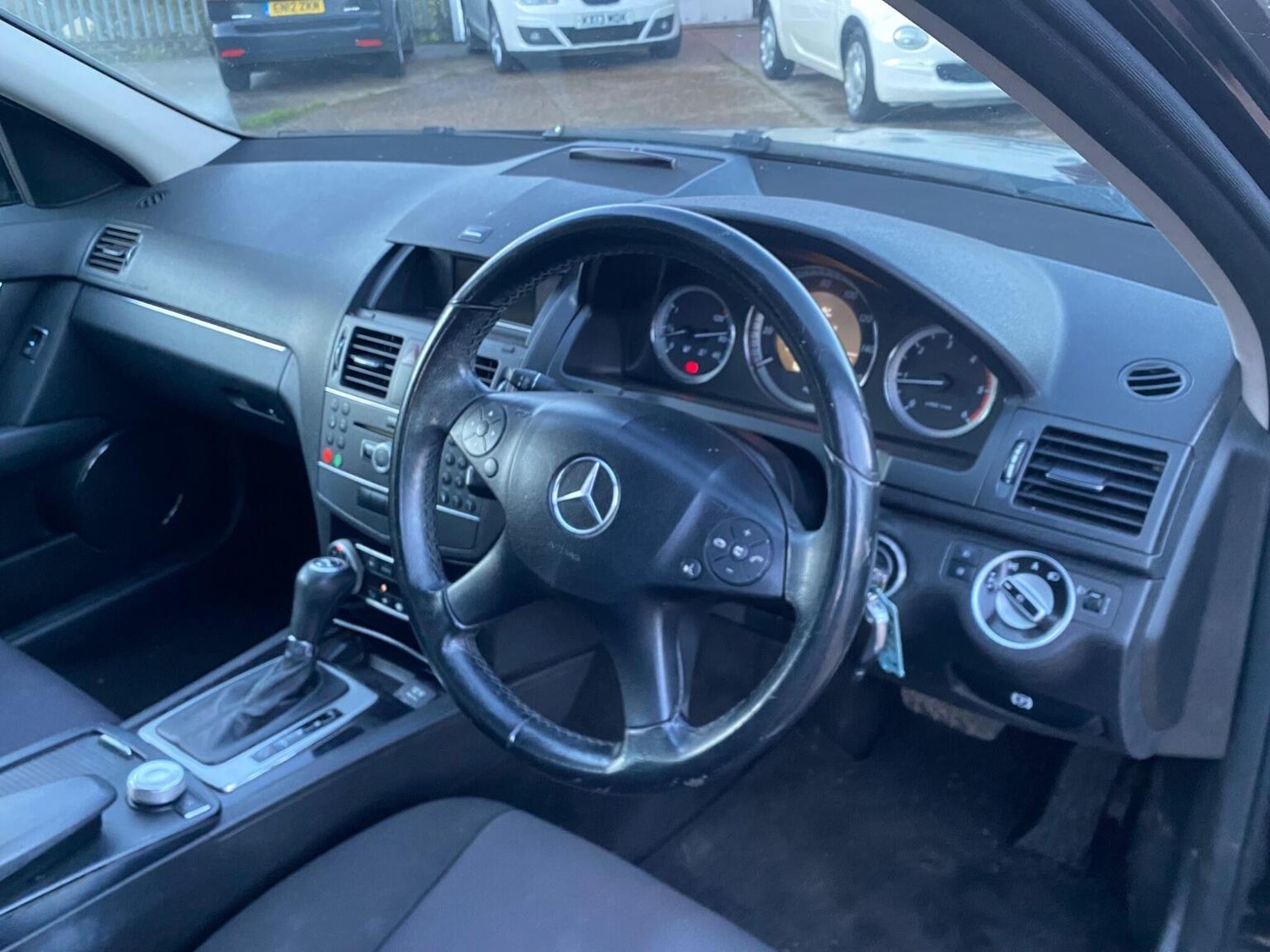 Used Mercedes-Benz C Class 2010 for sale - 76758847: Photo 20