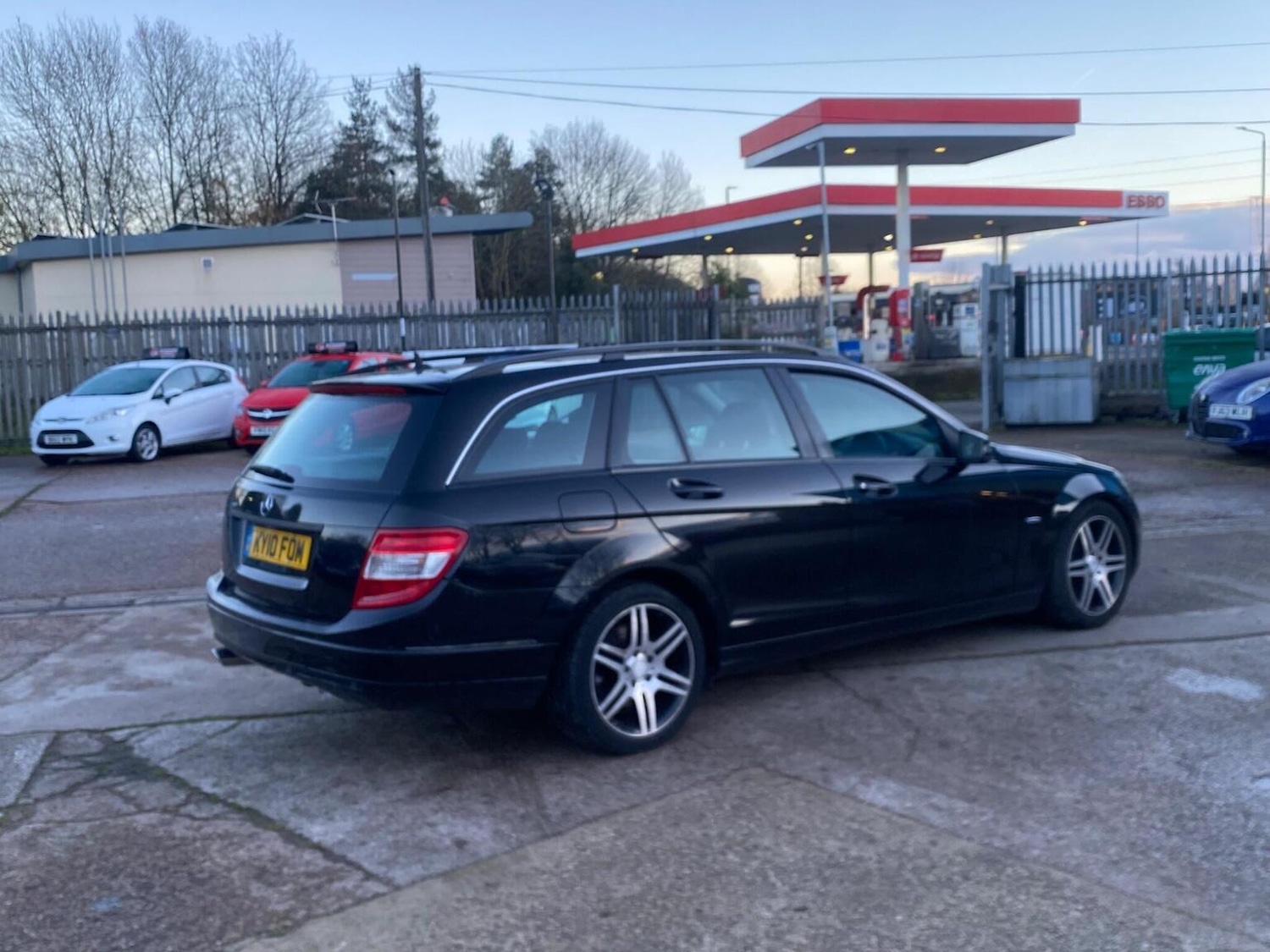 Used Mercedes-Benz C Class 2010 for sale - 76758847: Photo 8