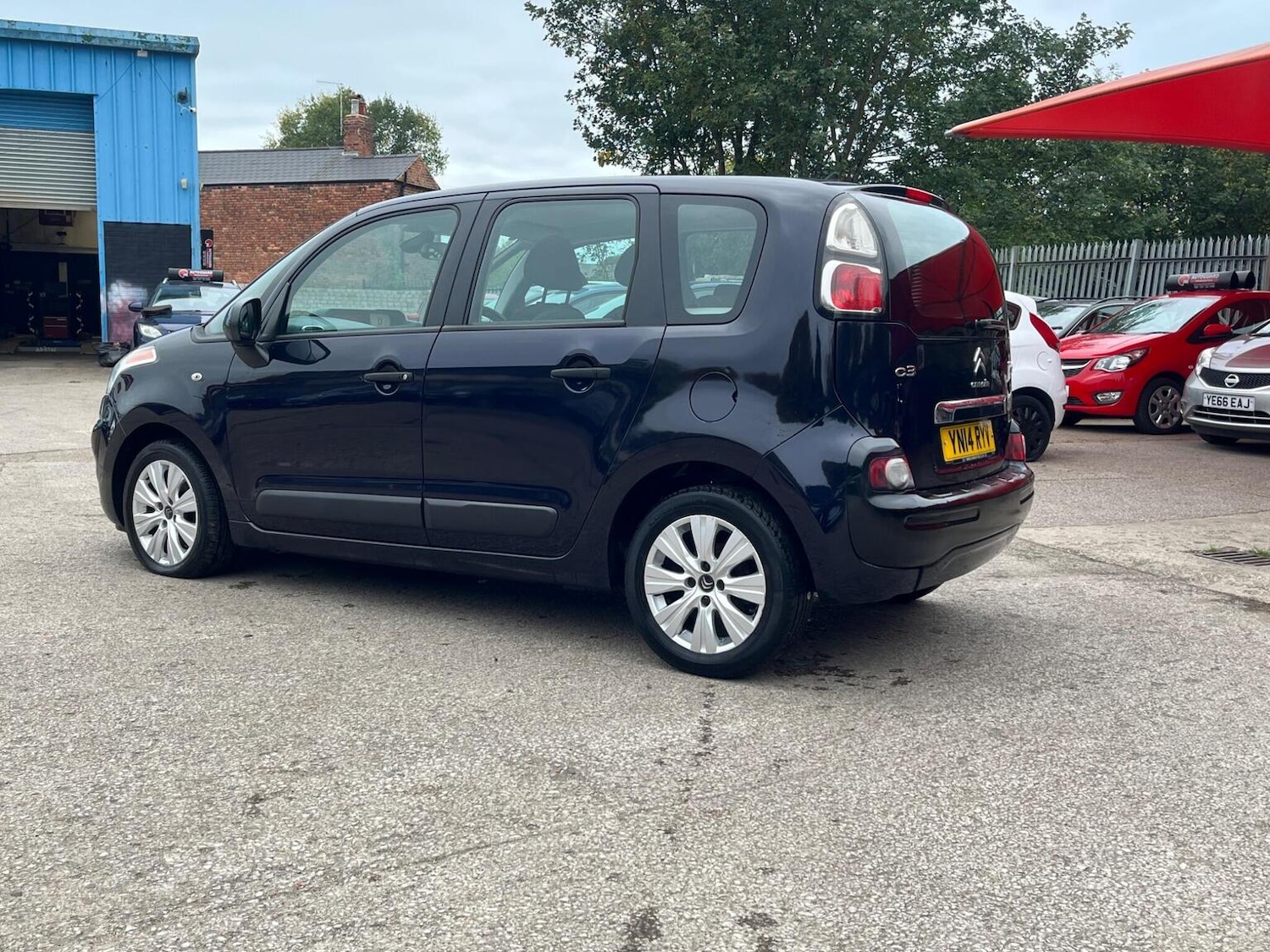 Used Citroen C3 Picasso 2014 for sale - 76605940: Photo 12