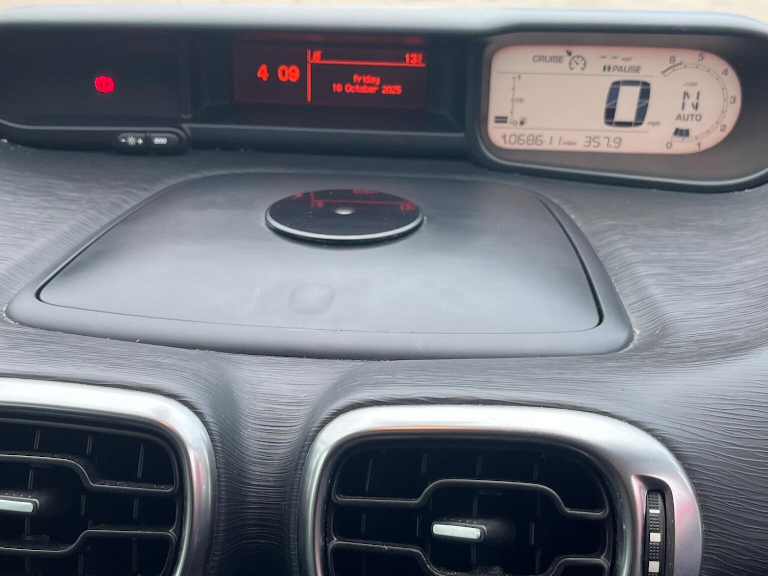 Used Citroen C3 Picasso 2014 for sale - 76605940: Photo 25