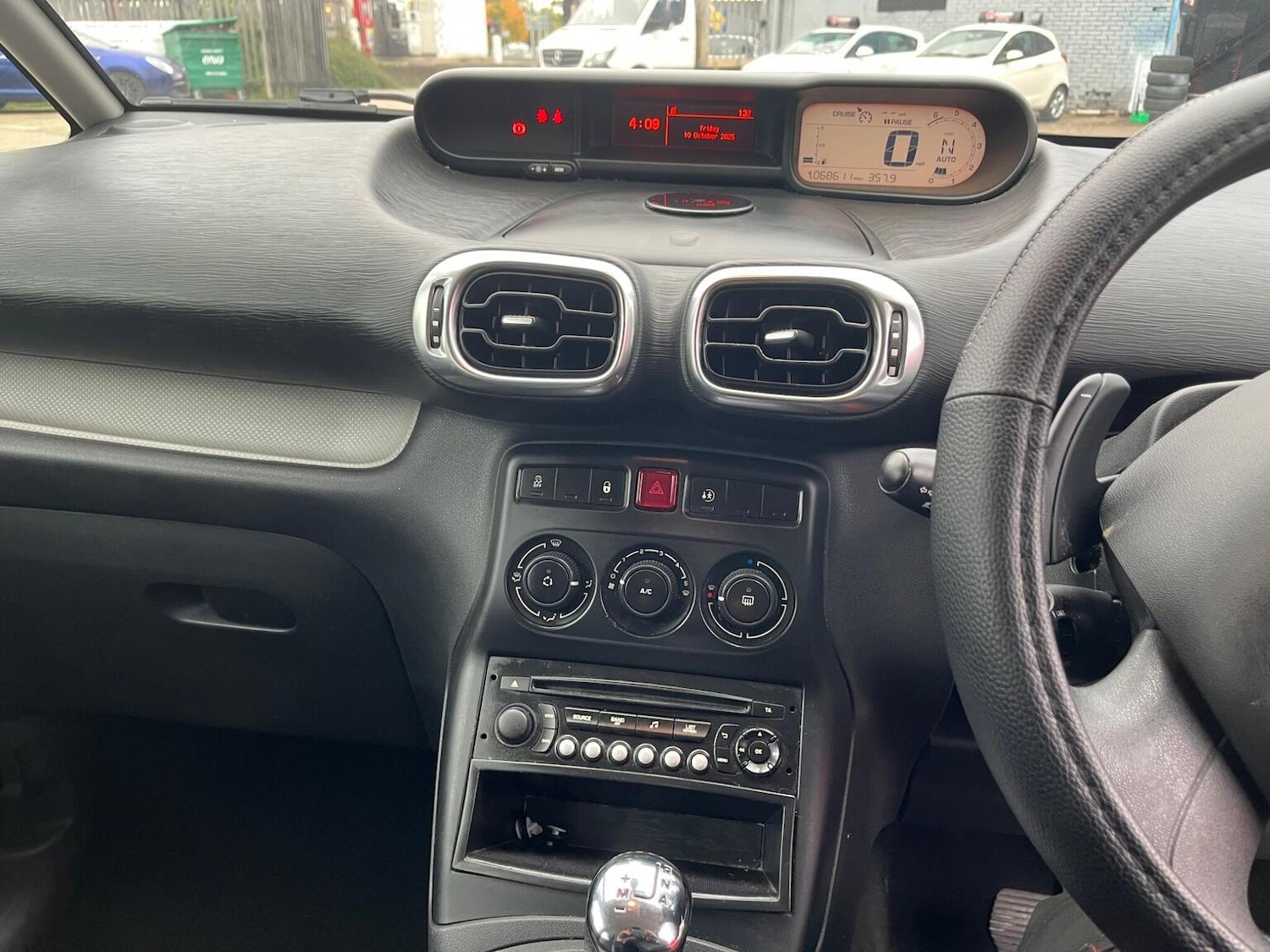 Used Citroen C3 Picasso 2014 for sale - 76605940: Photo 29