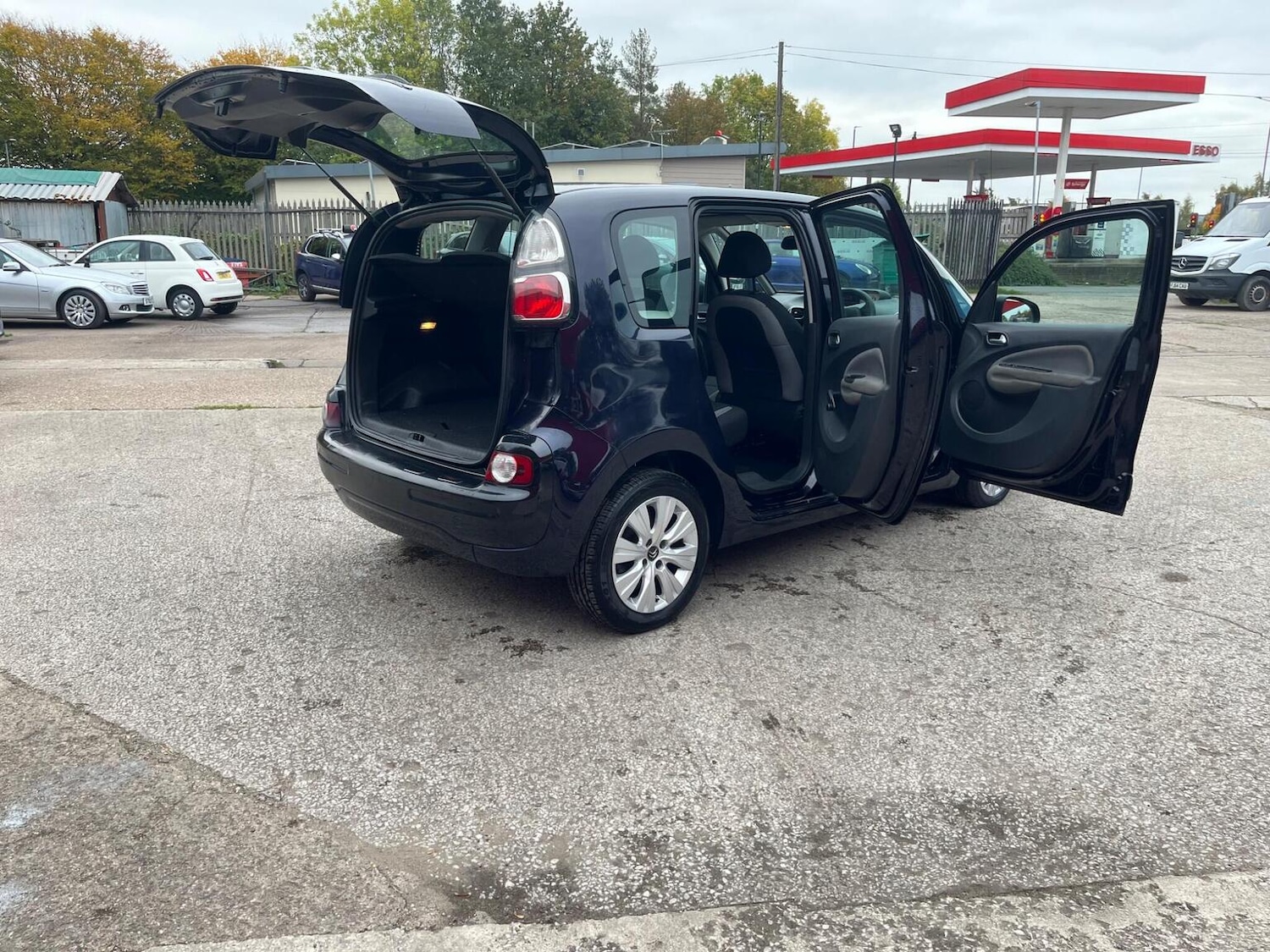 Used Citroen C3 Picasso 2014 for sale - 76605940: Photo 32