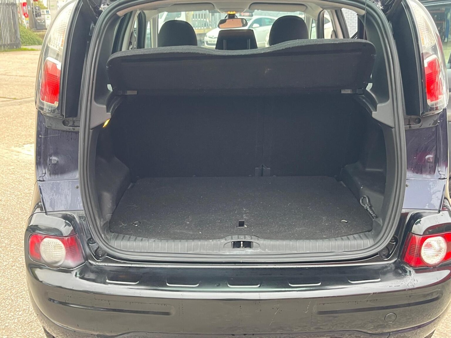 Used Citroen C3 Picasso 2014 for sale - 76605940: Photo 33