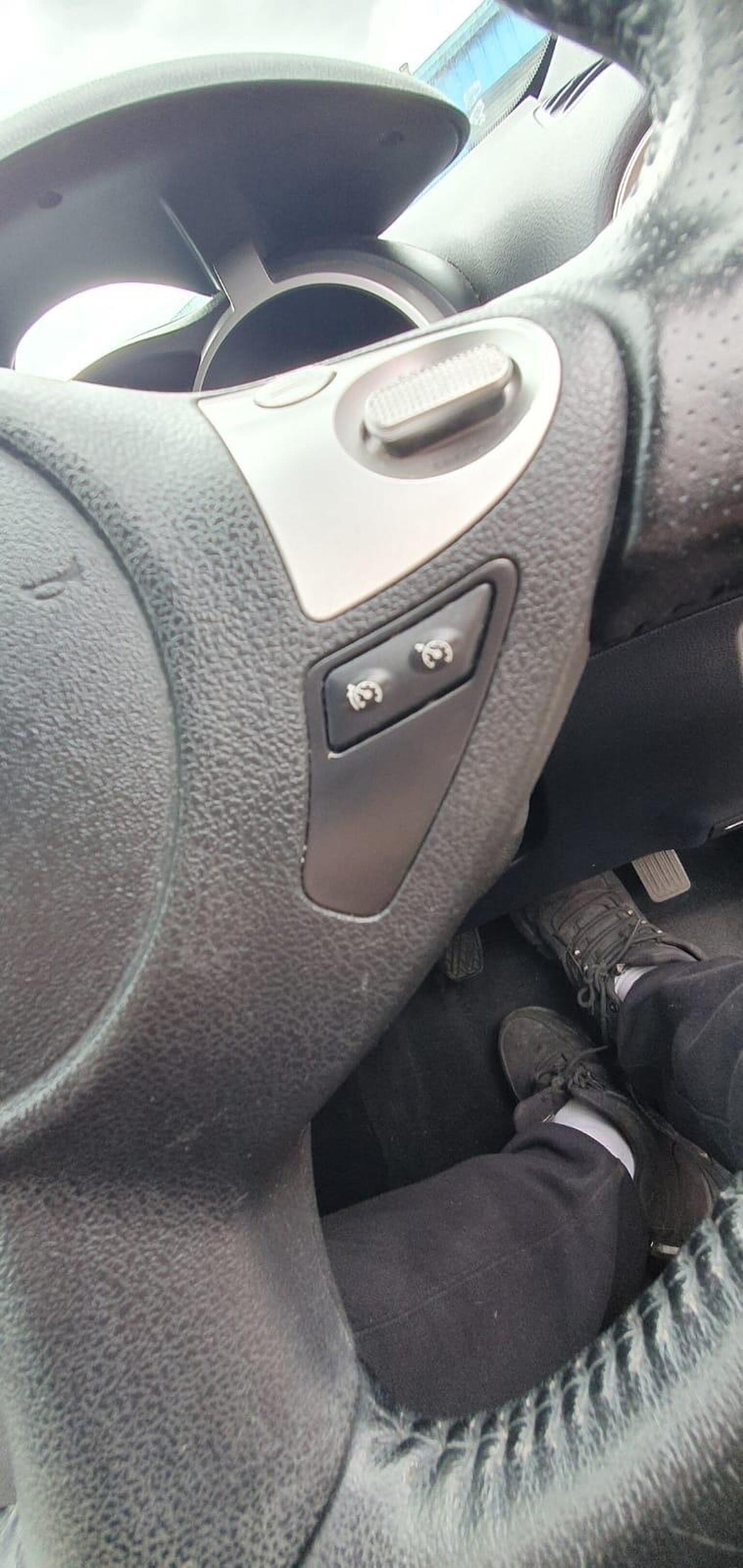 Used Nissan Juke 2012 for sale - 77148246: Photo 32