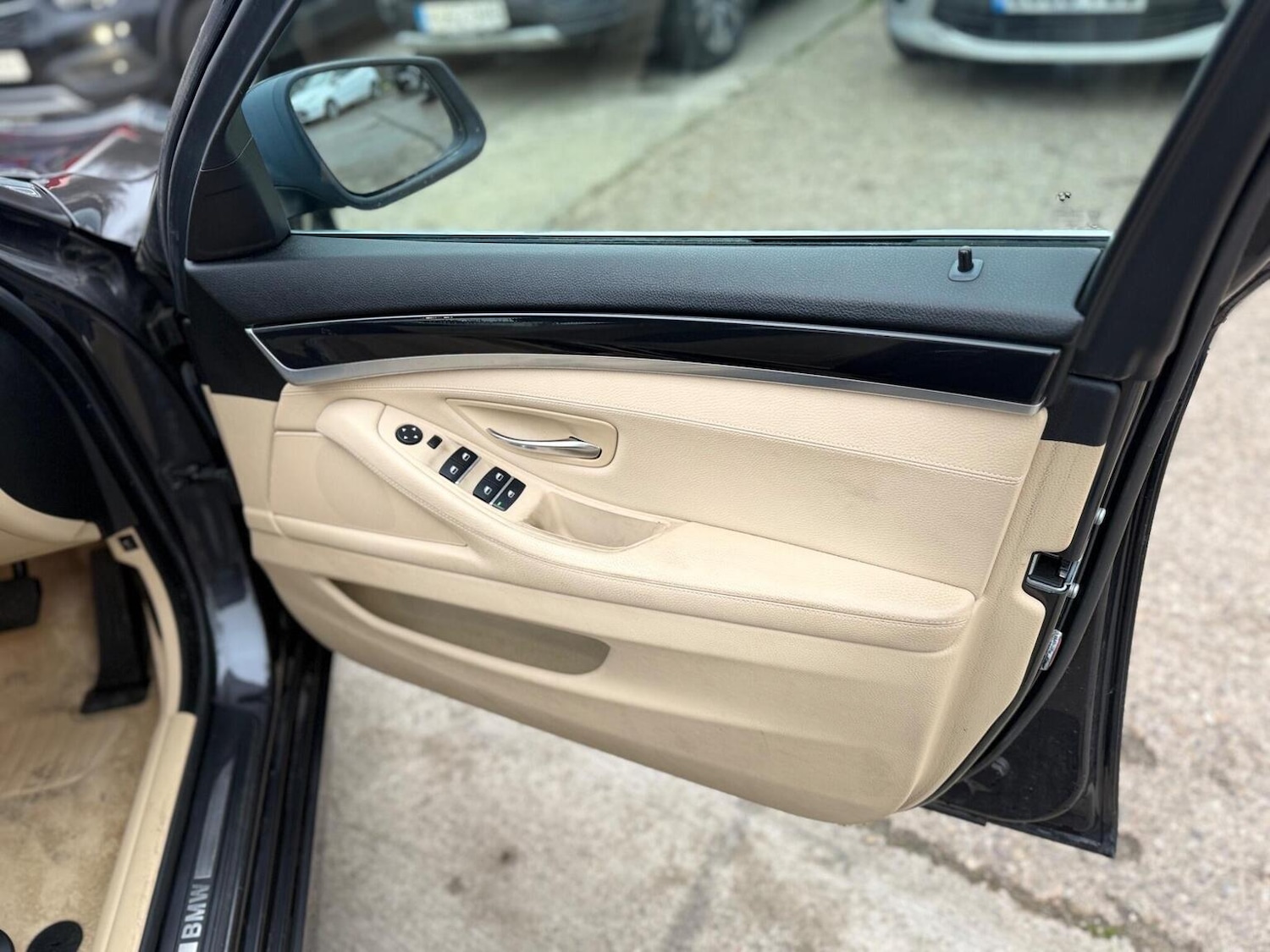 Used BMW 5 Series 2013 for sale - 77069108: Photo 44