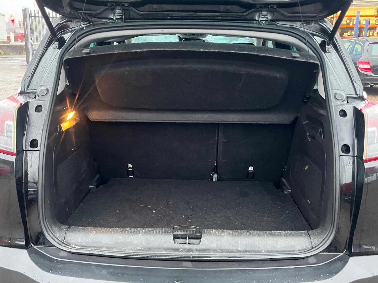 Used Vauxhall Crossland X 2019 for sale - 77020601: Photo 30