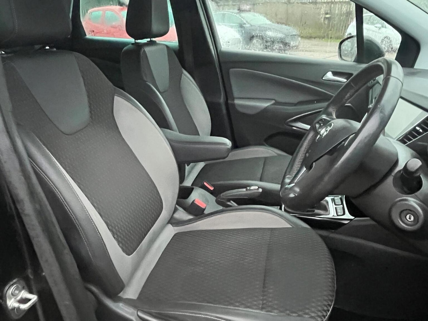 Used Vauxhall Crossland X 2019 for sale - 77020601: Photo 31